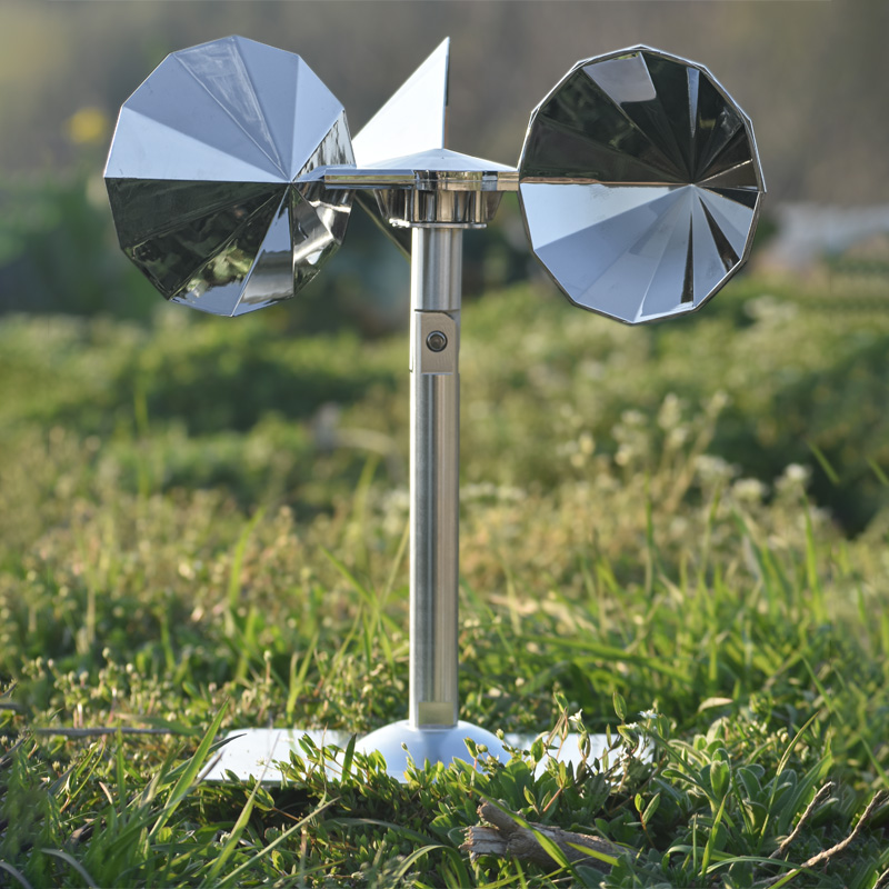 Wind-powered model, silver diamond-shaped impeller, single lever adjustable, square bottom